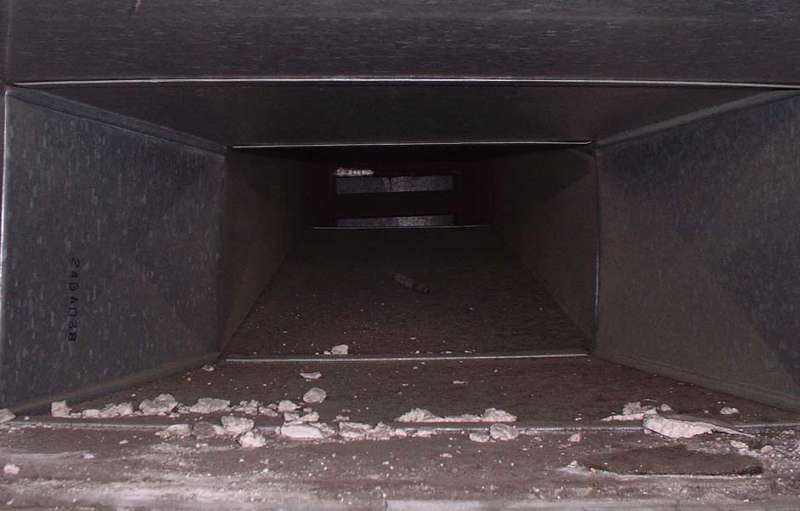 Commercial Duct Cleaning - Before
